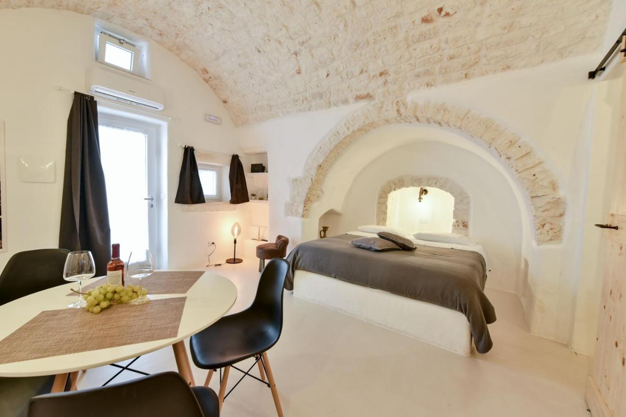 Casa Flami 2 Apartment ออสตูนี ภายนอก รูปภาพ